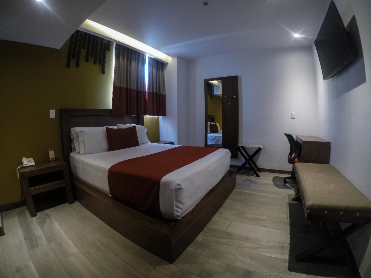 Terrass Hotel Zamora ซาโมรา เด อิดาลโก ภายนอก รูปภาพ