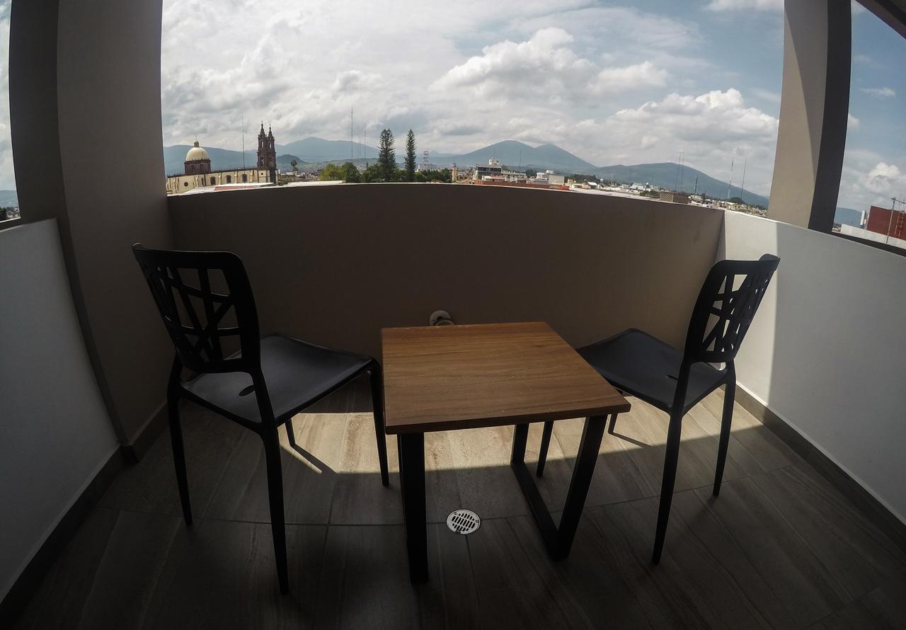 Terrass Hotel Zamora ซาโมรา เด อิดาลโก ภายนอก รูปภาพ