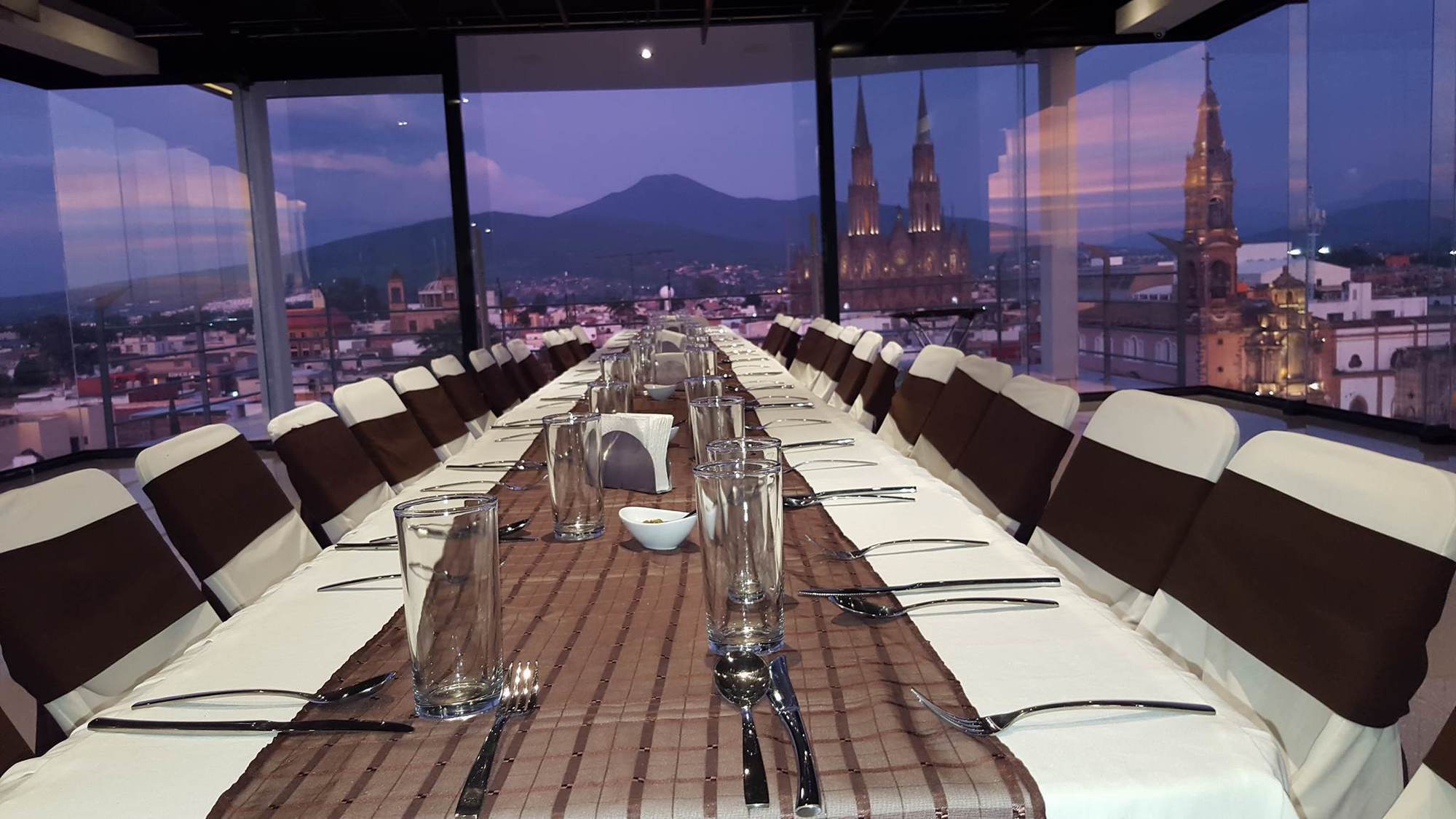 Terrass Hotel Zamora ซาโมรา เด อิดาลโก ภายนอก รูปภาพ