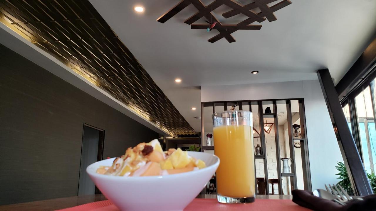 Terrass Hotel Zamora ซาโมรา เด อิดาลโก ภายนอก รูปภาพ