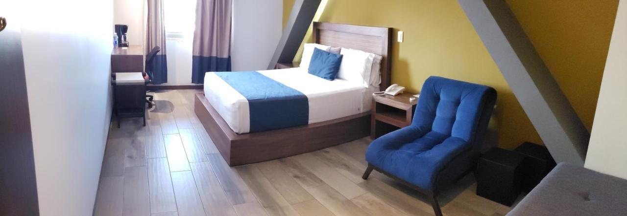 Terrass Hotel Zamora ซาโมรา เด อิดาลโก ภายนอก รูปภาพ