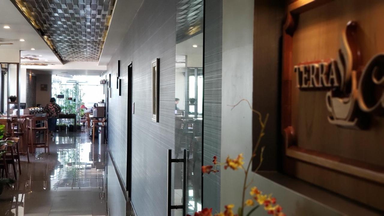 Terrass Hotel Zamora ซาโมรา เด อิดาลโก ภายนอก รูปภาพ